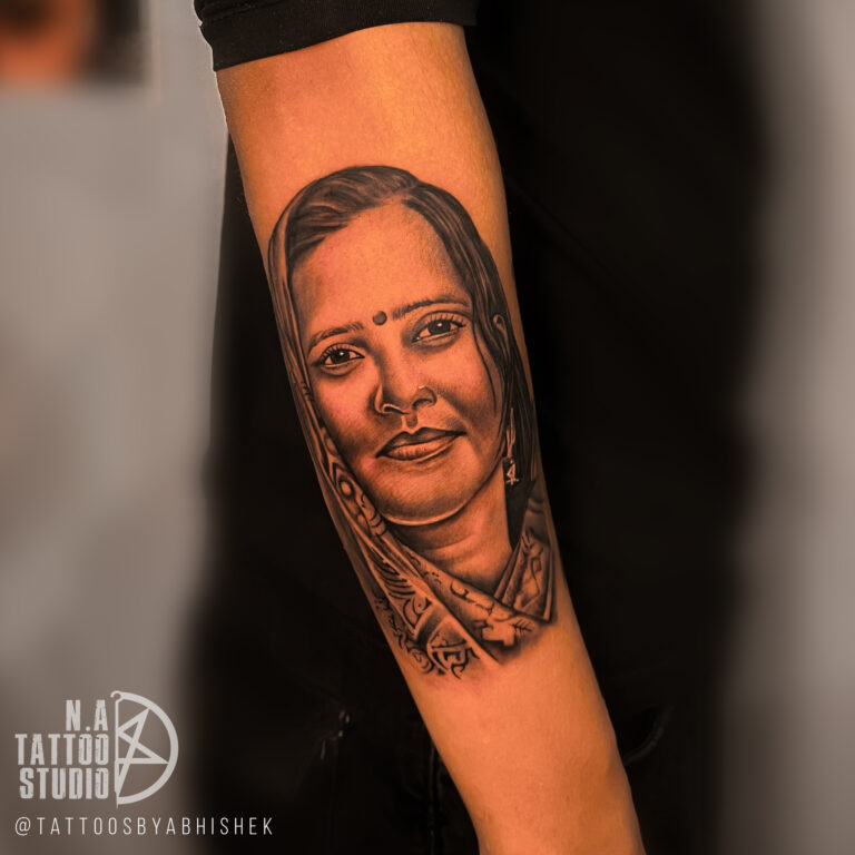 Tattoo uploaded by Vipul Chaudhary • Portrait tattoo |Portrait tattoo for  mom dad |tattoo for mom and dad |Mom dad face tattoo • Tattoodo